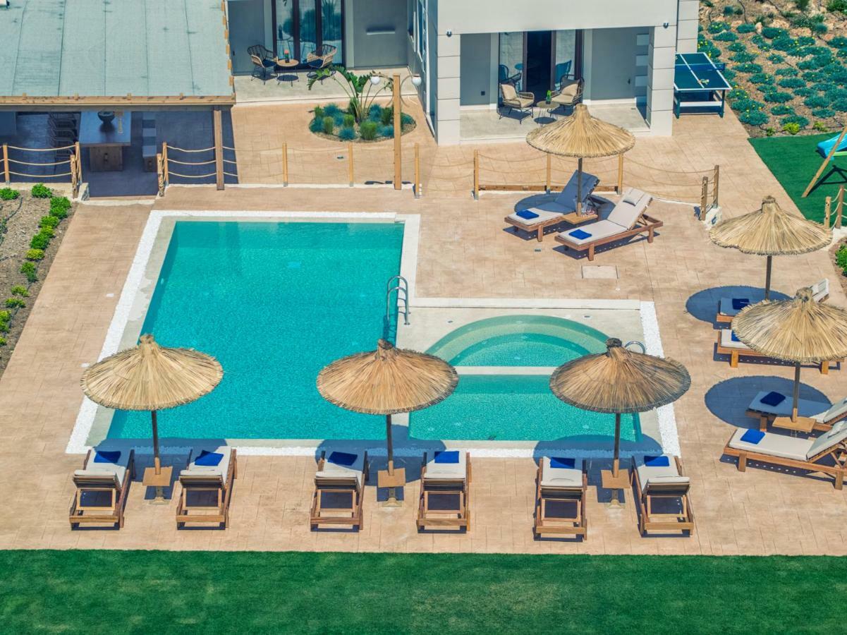 Ivoni Villa, An Iconic Summer Retreat, By Thinkvilla Perama  Buitenkant foto