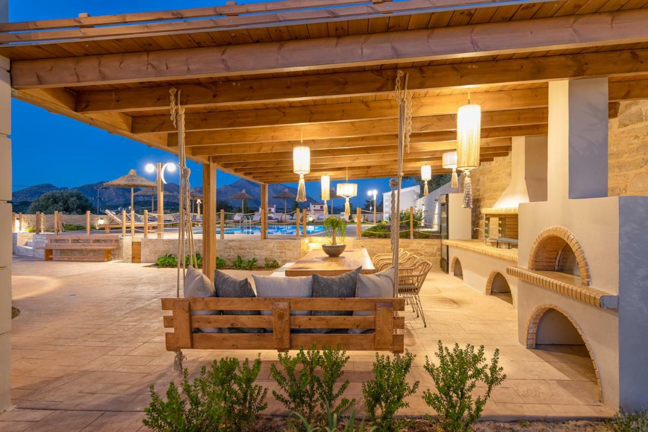 Ivoni Villa, An Iconic Summer Retreat, By Thinkvilla Perama  Buitenkant foto